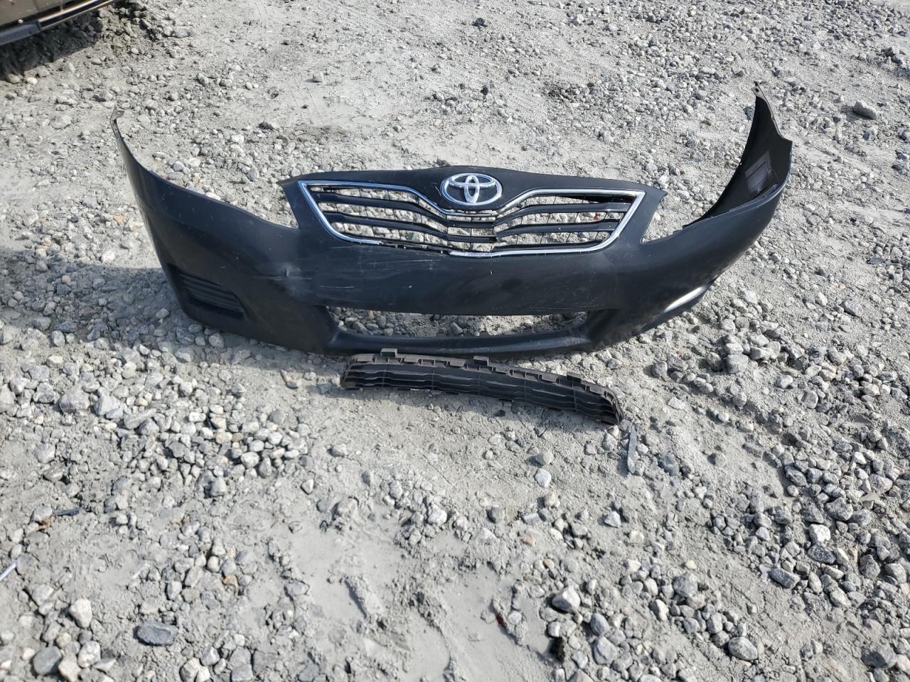 2010 Toyota Camry Base VIN: 4T1BF3EK4AU115404 Lot: 81871055