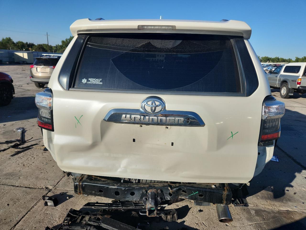 2016 Toyota 4Runner Sr5/Sr5 Premium VIN: JTEBU5JR4G5394859 Lot: 84044205