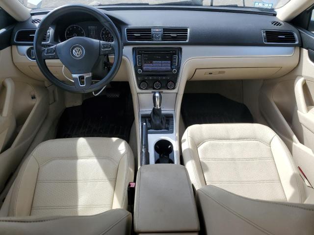 VOLKSWAGEN PASSAT 2013 Biały