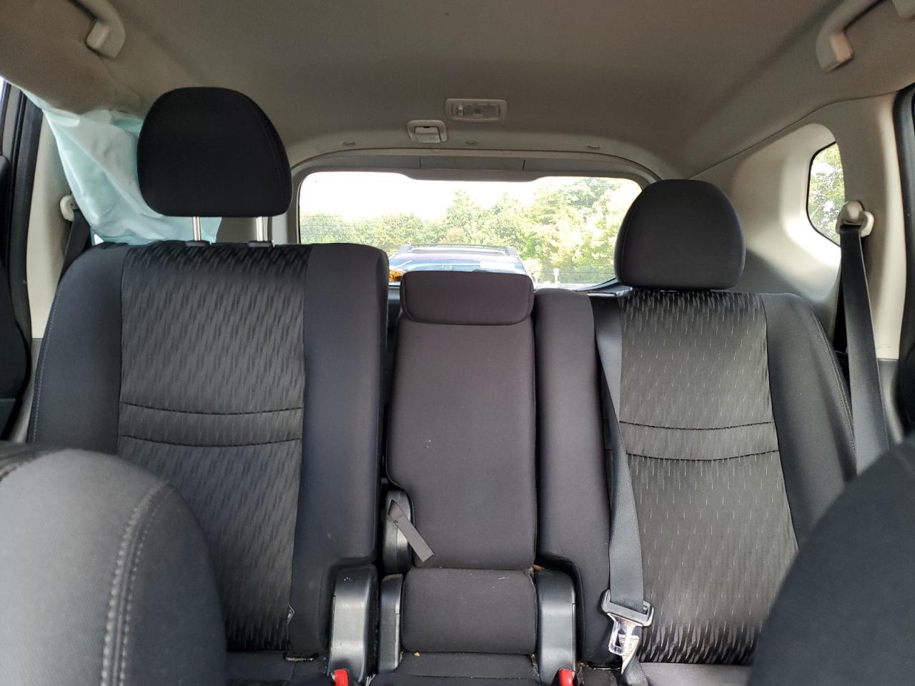 2019 Nissan Rogue S VIN: 5N1AT2MV9KC733643 Lot: 84180735