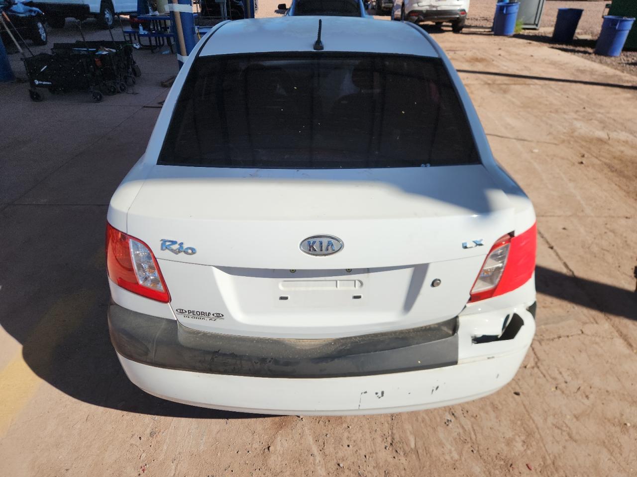 2007 Kia Rio Base VIN: KNADE123576217161 Lot: 81800725