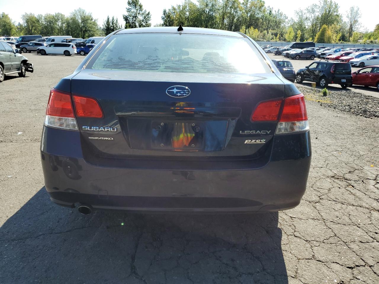 2014 Subaru Legacy 2.5I Premium VIN: 4S3BMBC61E3013130 Lot: 81643825
