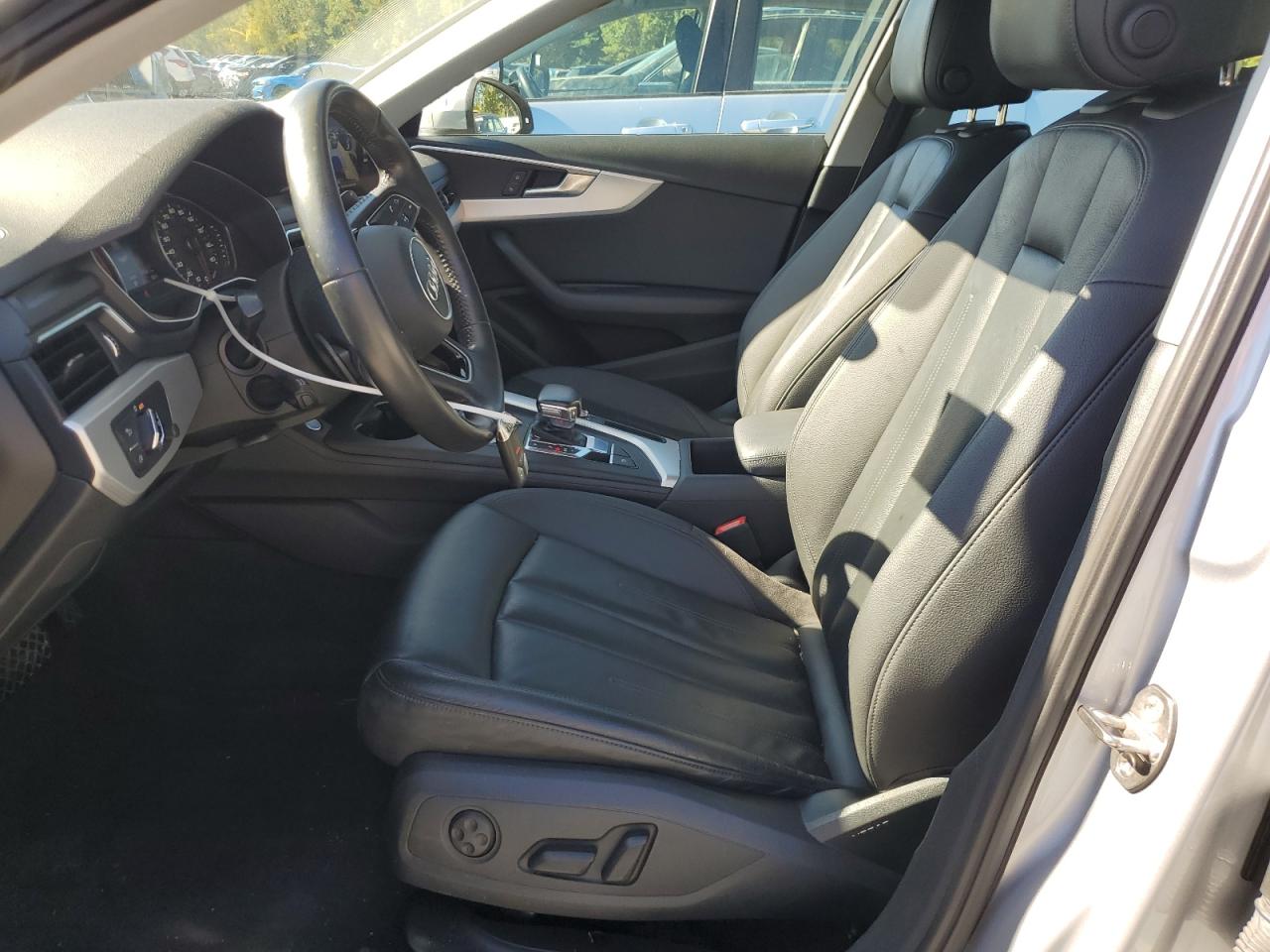 2017 Audi A4 Premium VIN: WAUANAF4XHN003795 Lot: 84382875