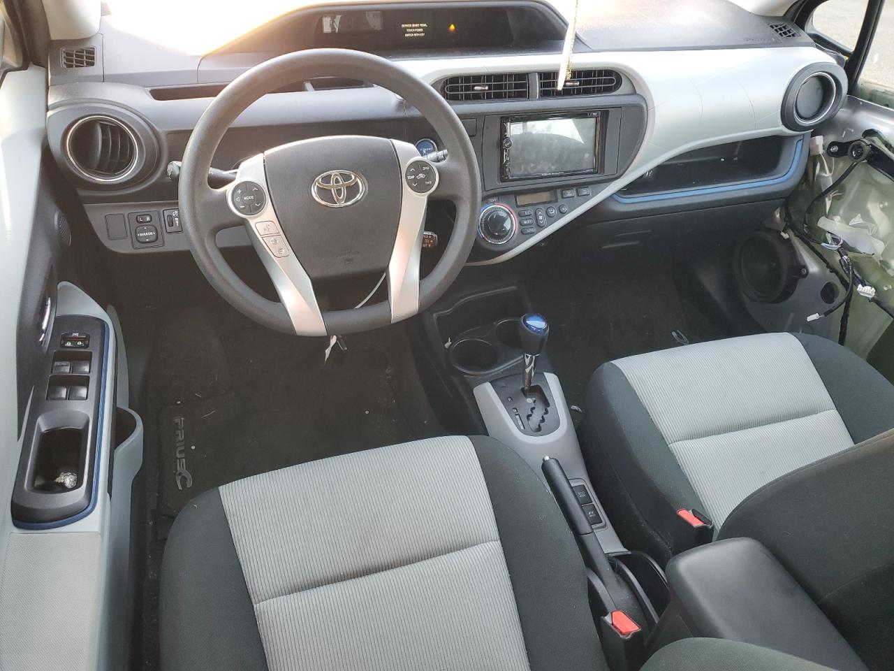 2012 Toyota Prius C VIN: JTDKDTB35C1013721 Lot: 71704045