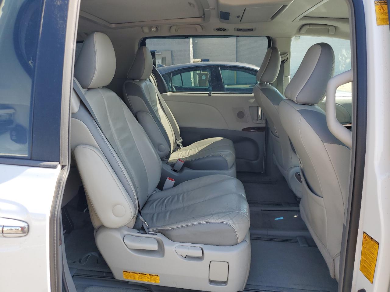 2013 Toyota Sienna Xle VIN: 5TDYK3DCXDS382186 Lot: 81918395