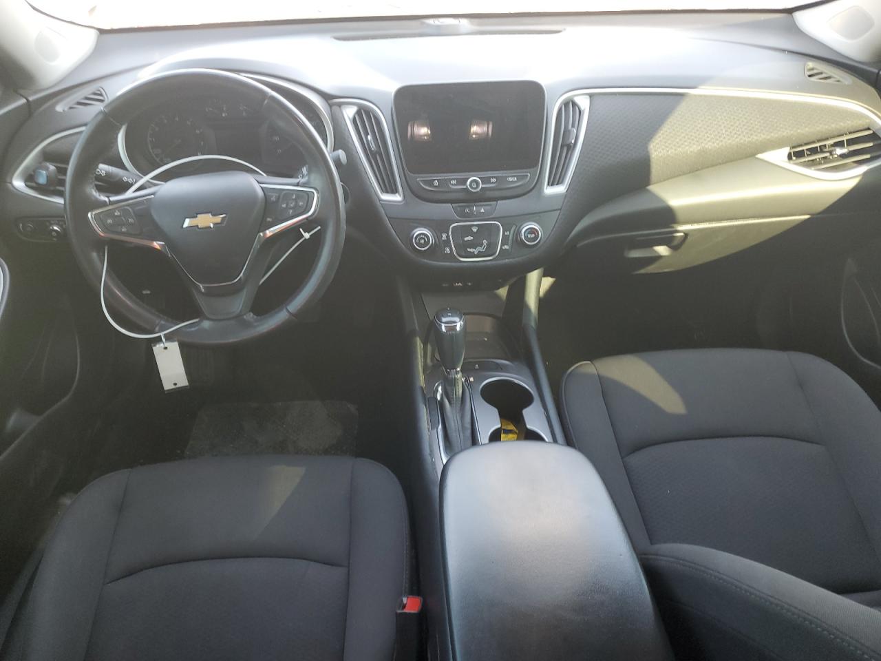 2020 Chevrolet Malibu Rs VIN: 1G1ZG5ST1LF136591 Lot: 82031235