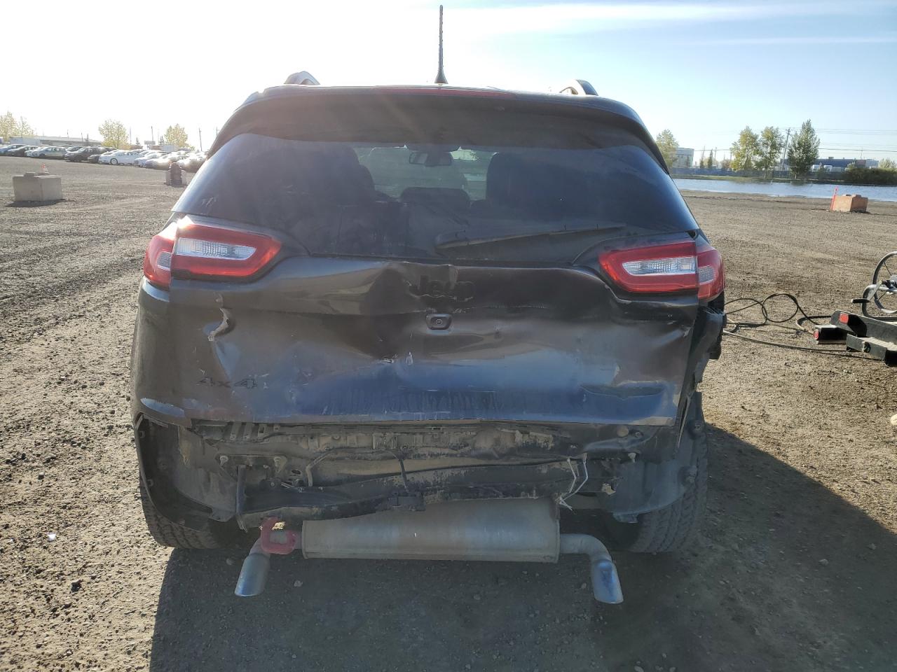 2018 Jeep Cherokee Trailhawk VIN: 1C4PJMBX3JD550994 Lot: 84044255