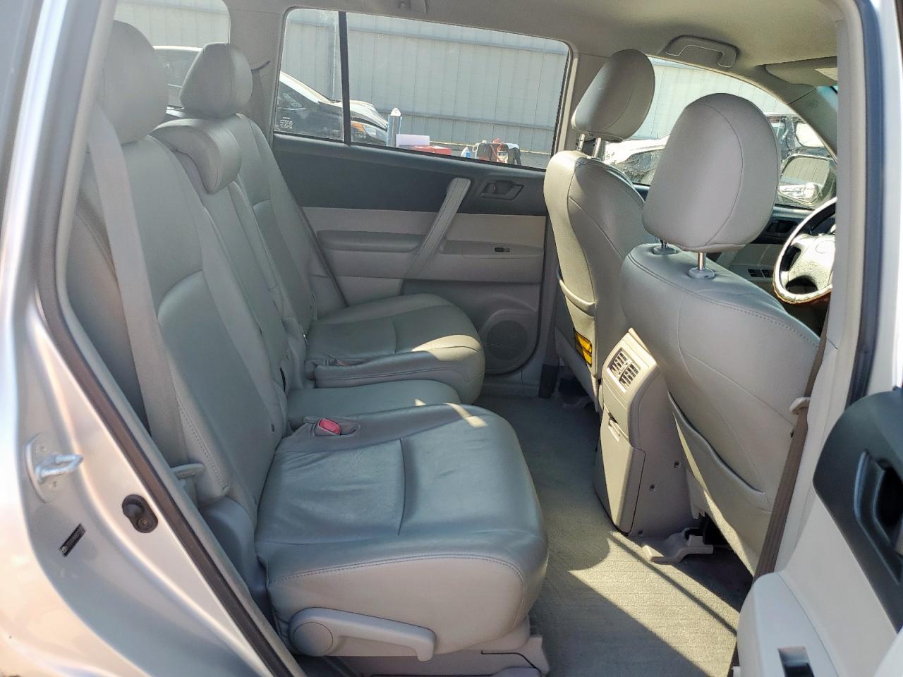 2008 Toyota Highlander VIN: JTEDS41A682015091 Lot: 80839895