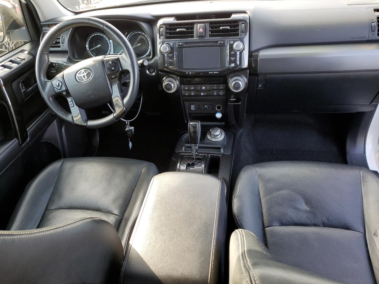 2019 Toyota 4Runner Sr5/Sr5 Premium VIN: JTEBU5JR4K5614980 Lot: 82073975