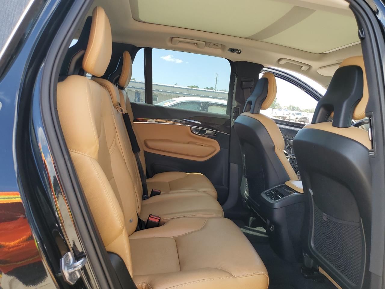 2016 Volvo Xc90 T6 VIN: YV4A22PK7G1084465 Lot: 80331275