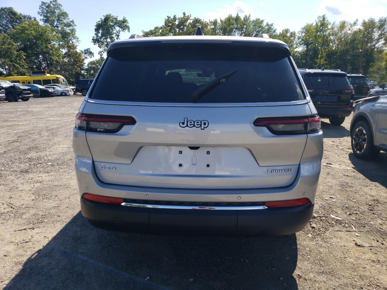 2025 Jeep Grand Cherokee L Limited VIN: 1C4RJKBG3S8701338 Lot: 71668735