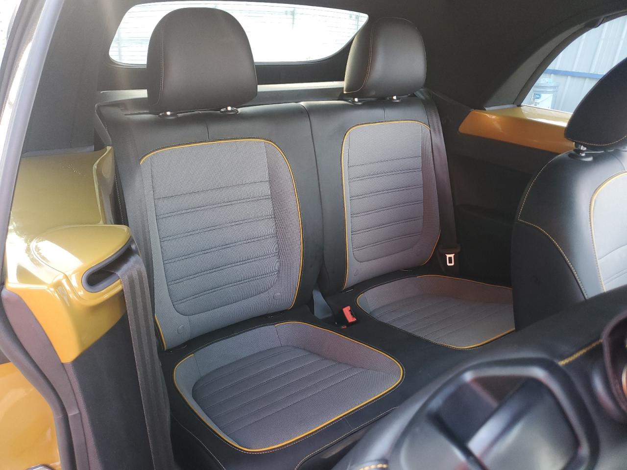 2017 Volkswagen Beetle Dune VIN: 3VWT17AT4HM800401 Lot: 89433825