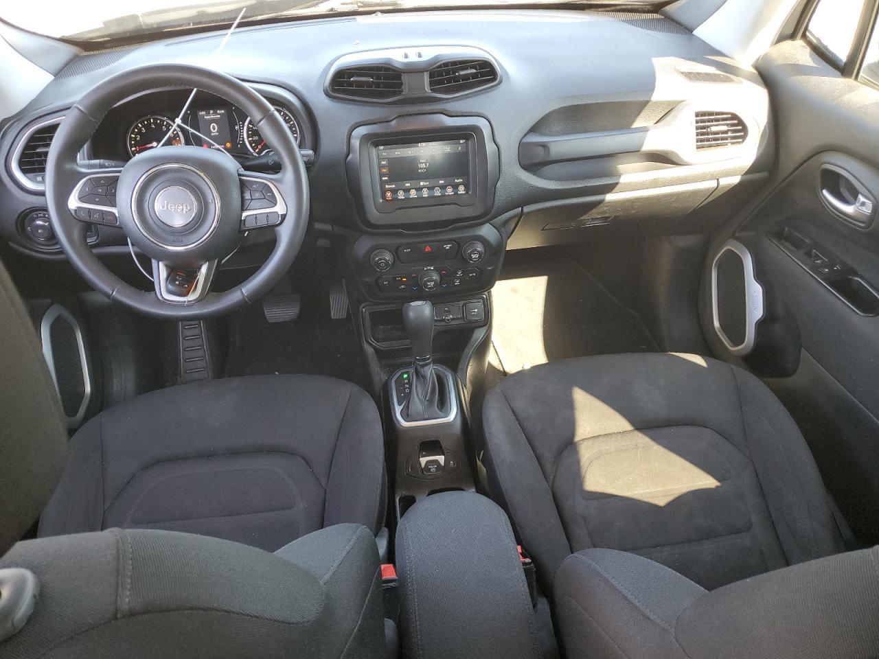 2018 Jeep Renegade Latitude VIN: ZACCJABB9JPJ07071 Lot: 71979965