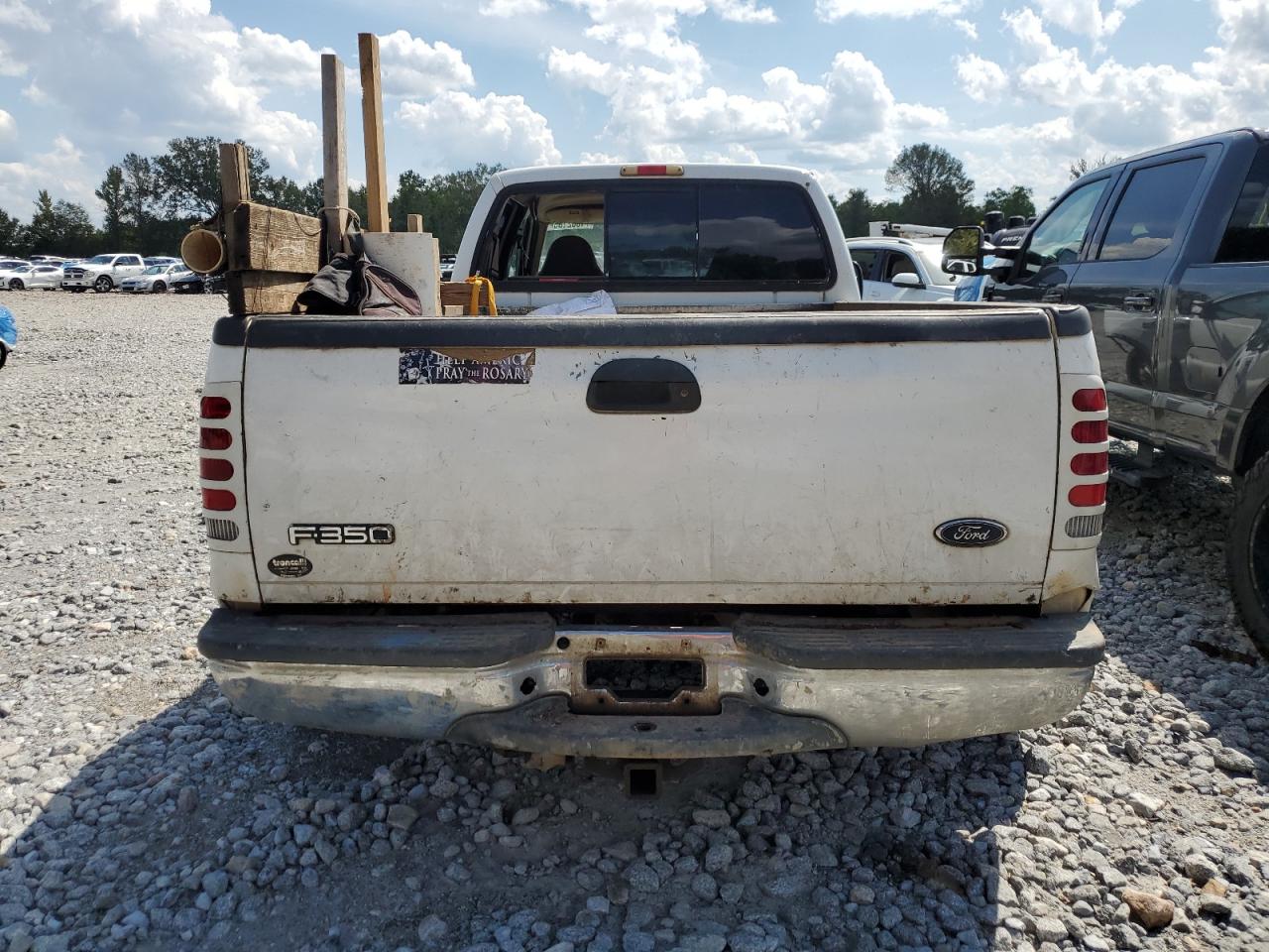 1999 Ford F350 Super Duty VIN: 1FTWW32F4XEC12263 Lot: 71882185