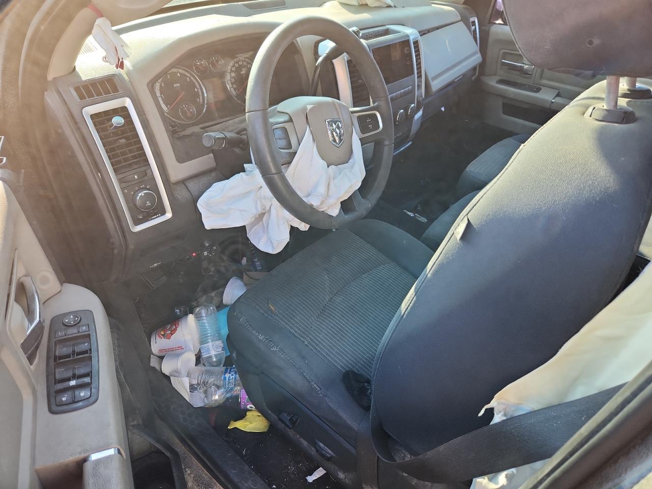 2009 Dodge Ram 1500 VIN: 1D3HV18T29S716335 Lot: 68871295