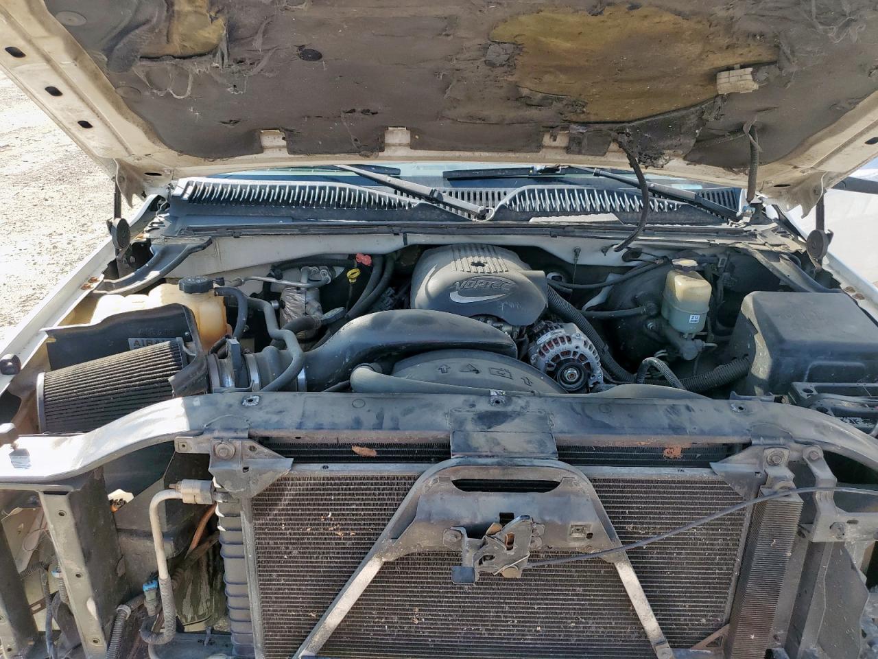 2002 Chevrolet Silverado C1500 VIN: 1GCEC19V02Z335811 Lot: 70150005