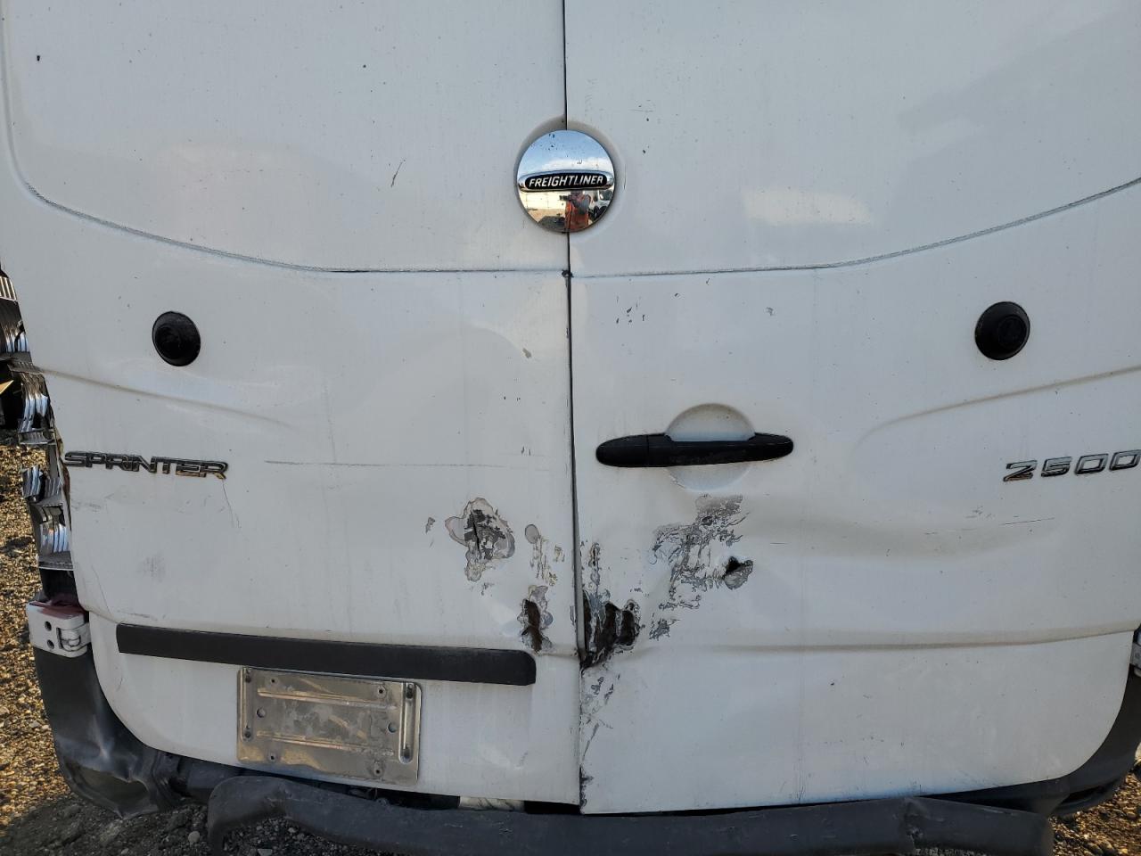 2017 Freightliner Sprinter 2500 VIN: WDYPE8CD5HP575196 Lot: 81436295