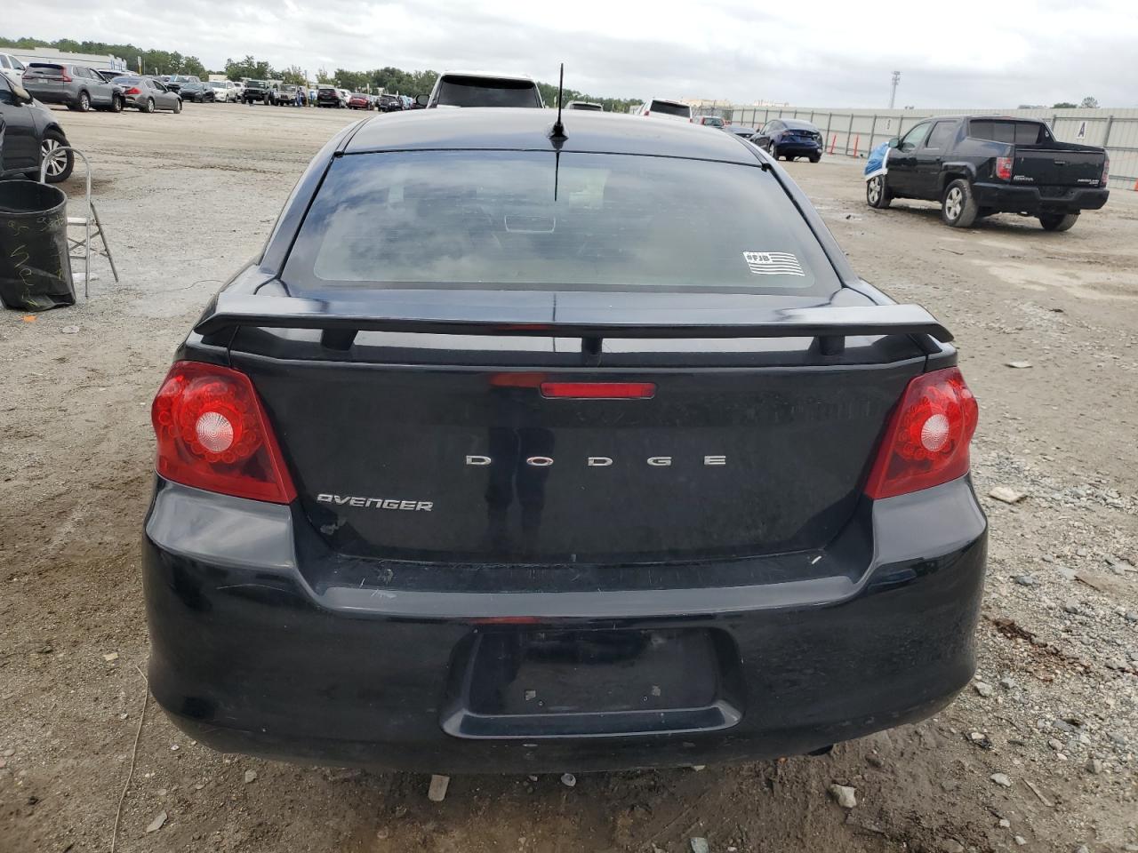 2011 Dodge Avenger Lux VIN: 1B3BD2FB6BN544298 Lot: 71953635