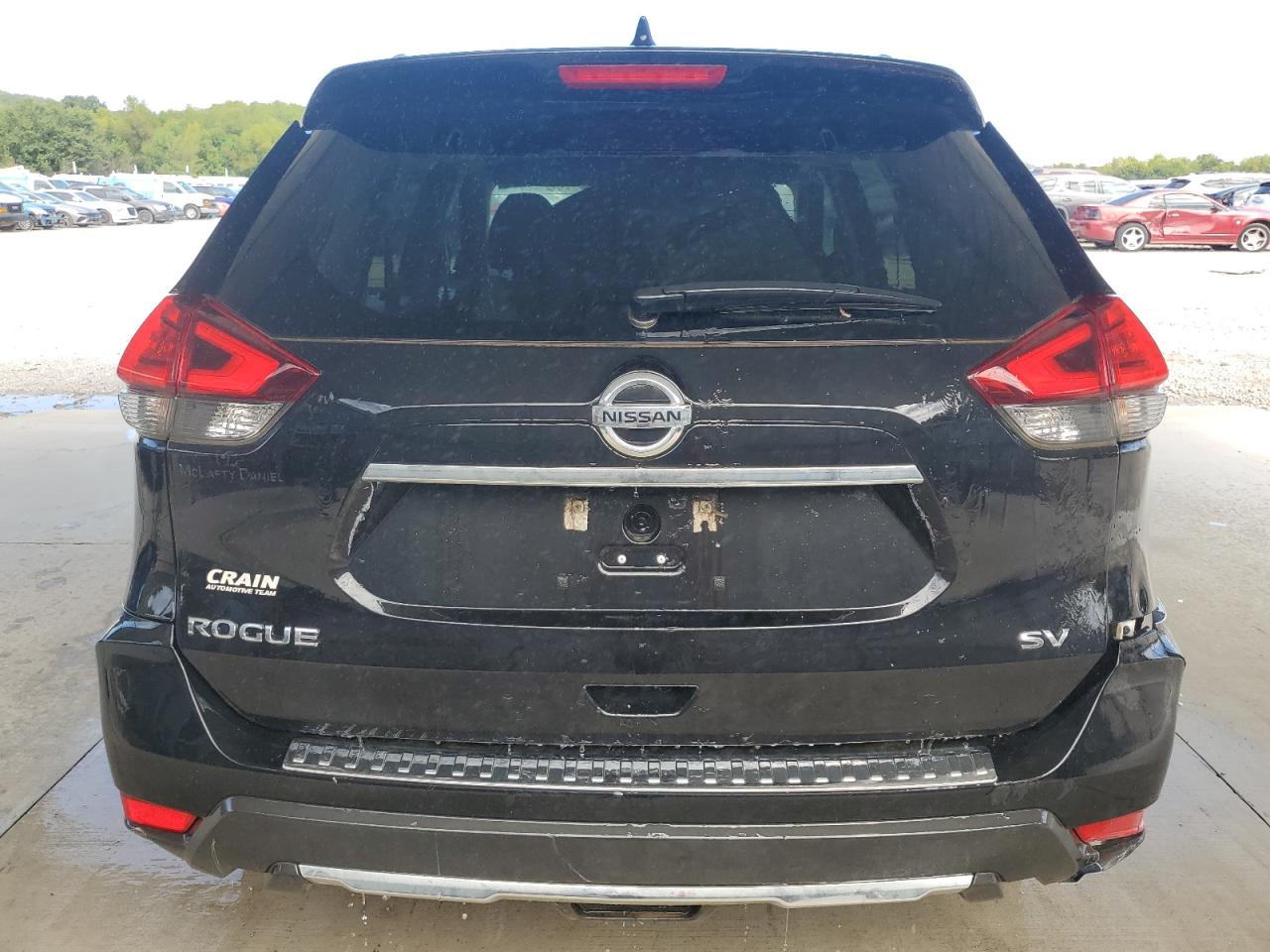 2017 Nissan Rogue S VIN: 5N1AT2MT3HC883206 Lot: 81021695