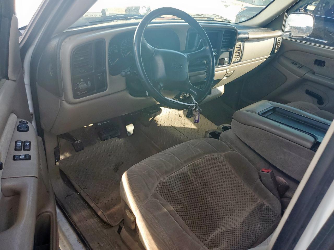 2002 Chevrolet Silverado C2500 Heavy Duty VIN: 1GCHC29U32E283740 Lot: 83869925