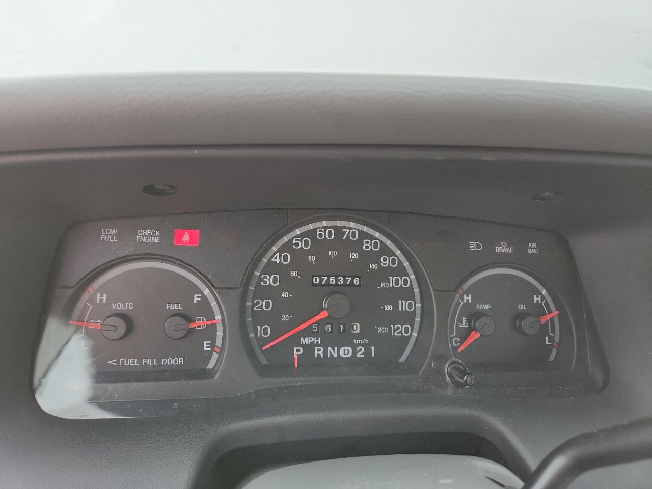 2004 Ford Crown Victoria Lx VIN: 2FAHP74W14X105763 Lot: 80833475