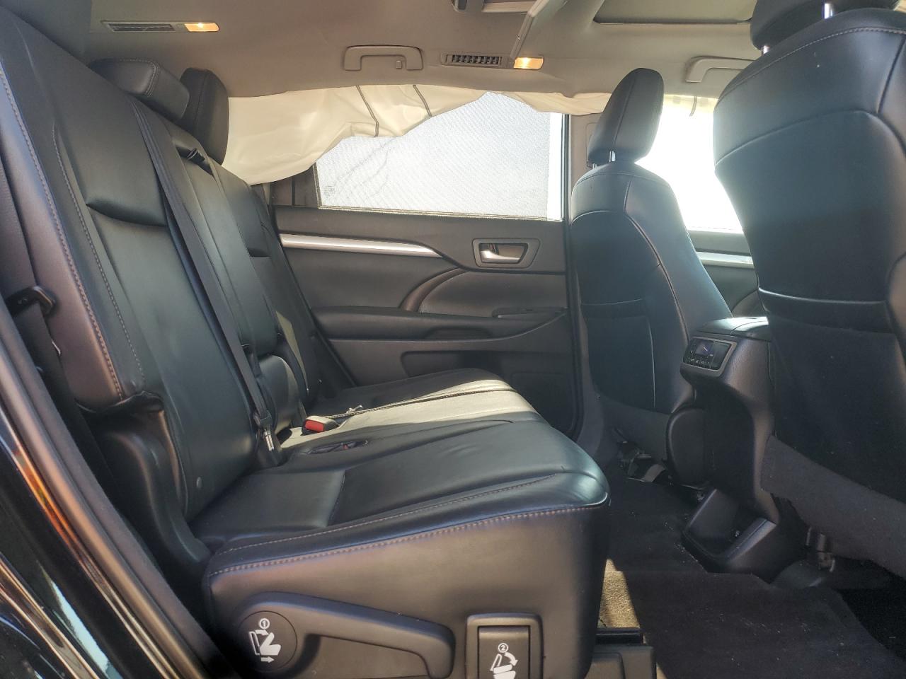 2015 Toyota Highlander Xle VIN: 5TDJKRFH4FS176331 Lot: 80654935
