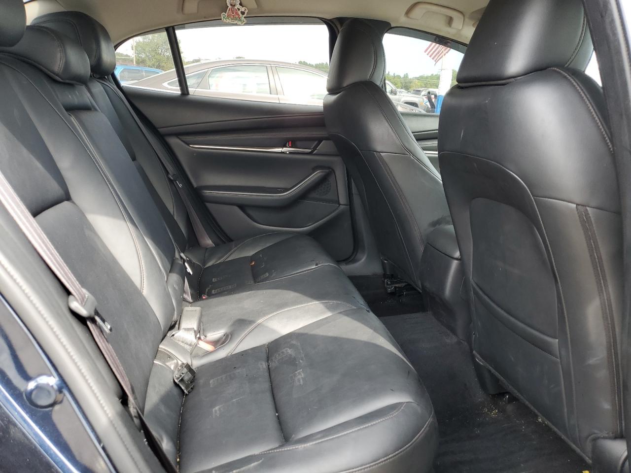 2019 Mazda 3 Preferred VIN: JM1BPBDM3K1115671 Lot: 81414485