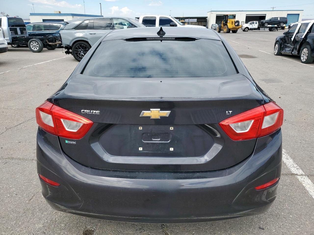 2017 Chevrolet Cruze Lt VIN: 1G1BE5SM1H7230570 Lot: 81734415