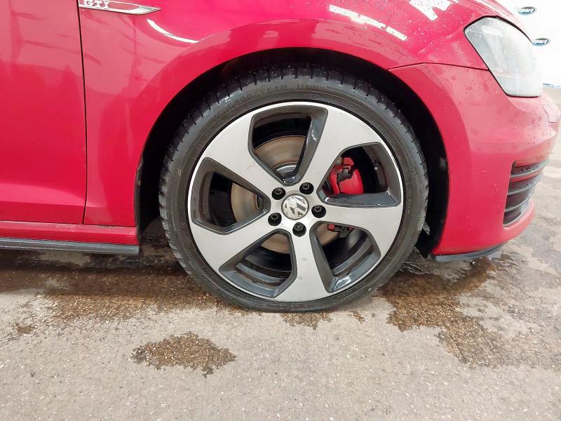2013 VOLKSWAGEN GOLF GTI 