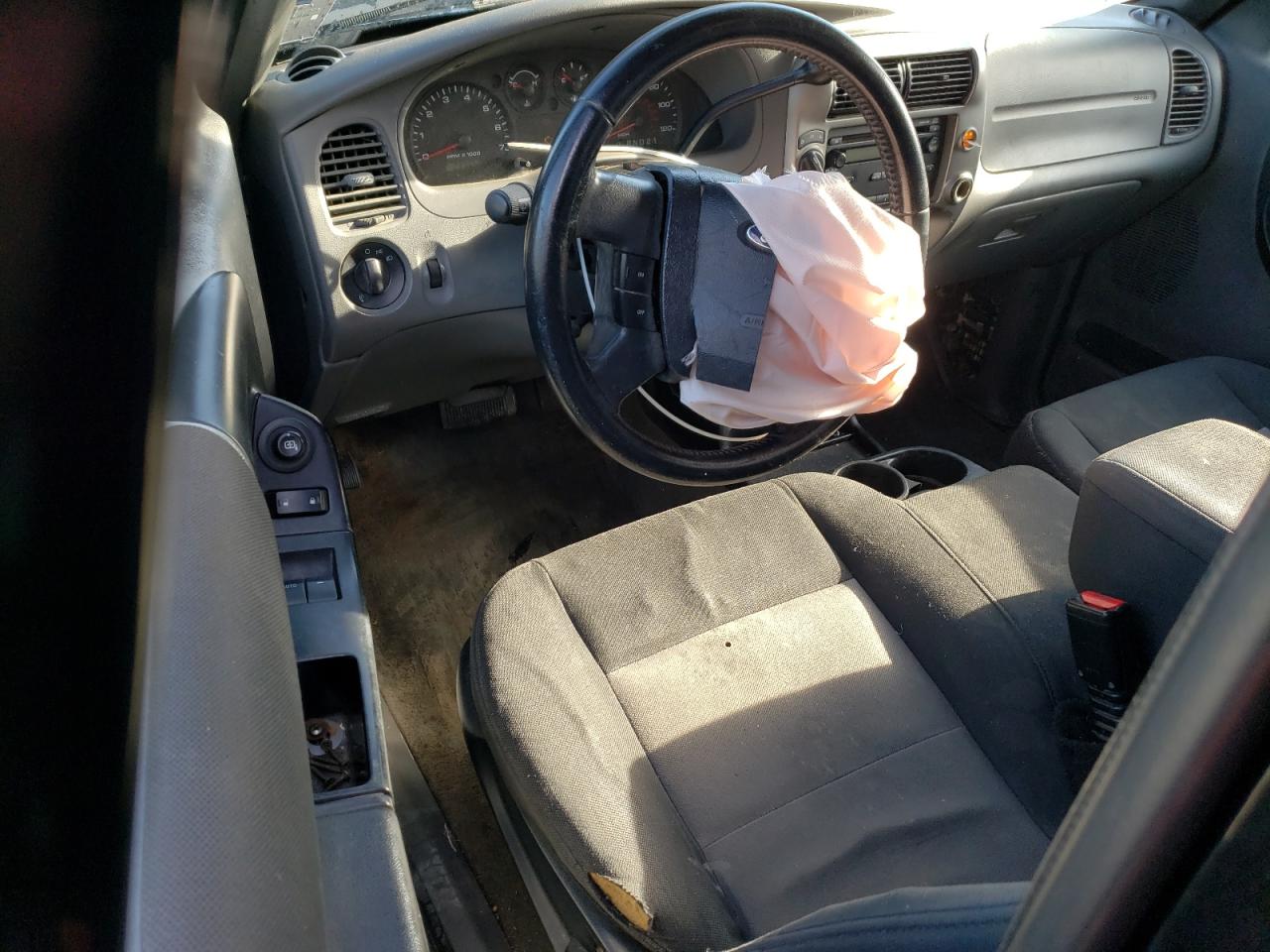 2011 Ford Ranger Super Cab VIN: 1FTLR4FE3BPB12637 Lot: 81116605