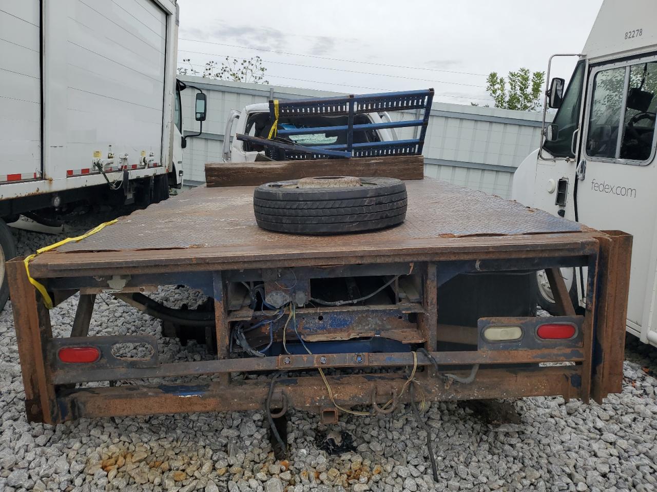 2003 Ford F450 Super Duty VIN: 1FDXF46F73EA32804 Lot: 71902185