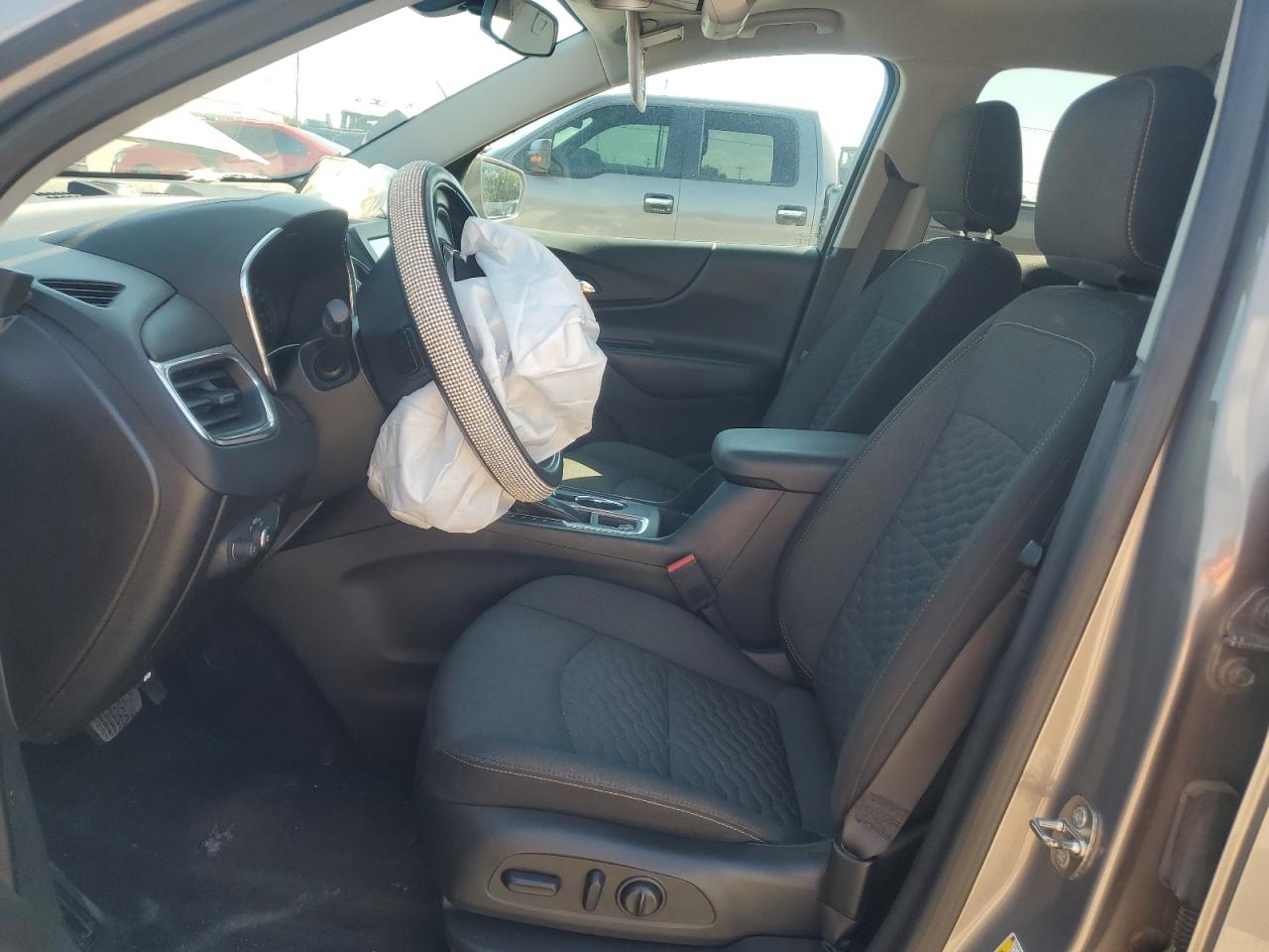 2019 Chevrolet Equinox Lt VIN: 3GNAXKEV2KS576126 Lot: 81075935