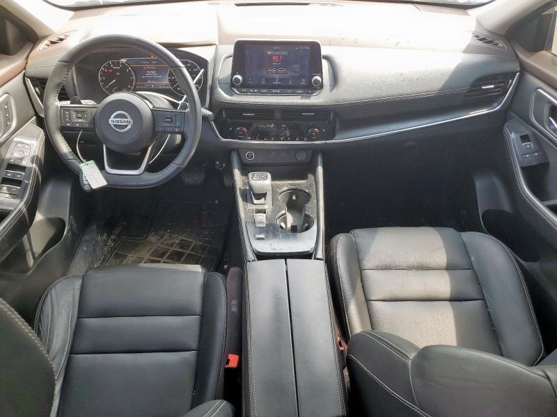  NISSAN ROGUE 2021 Белы
