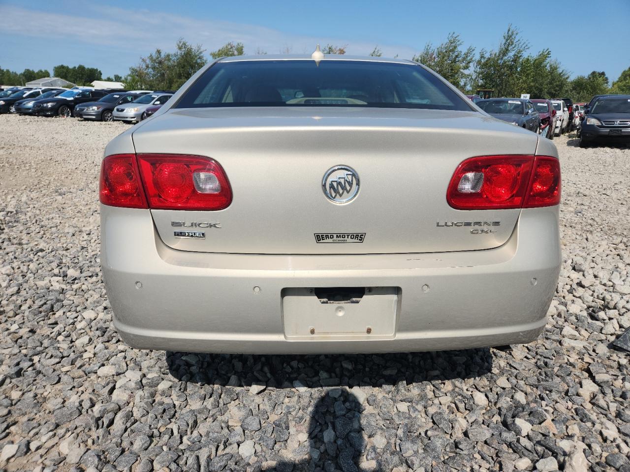 1G4HD57M19U134627 BUICK LUCERNE 2009 TAN Photo 6