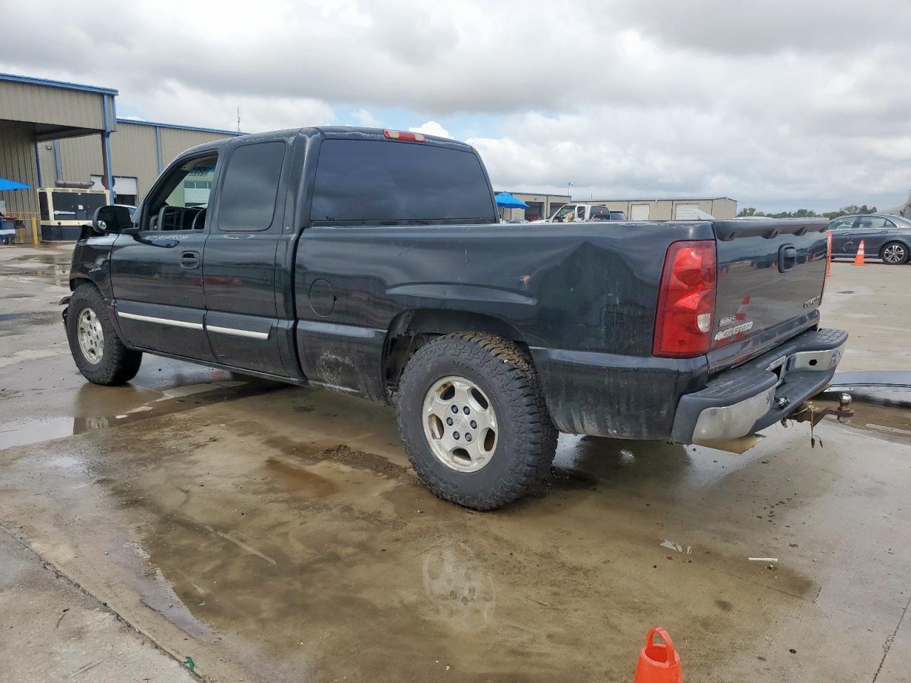2003 Chevrolet Silverado C1500 VIN: 2GCEC19V131407075 Lot: 82038005