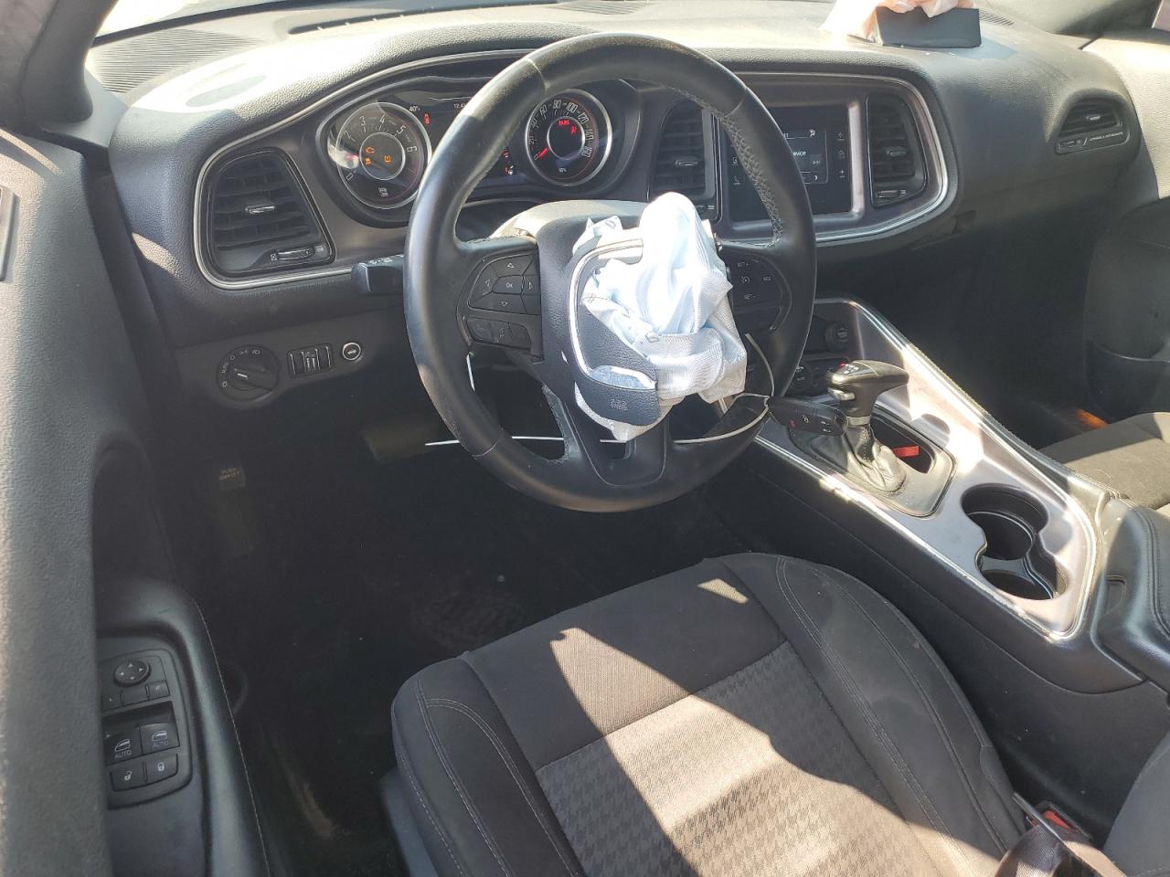 2015 Dodge Challenger Sxt VIN: 2C3CDZAG5FH719996 Lot: 71325815