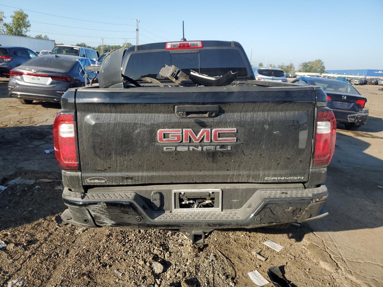 2025 GMC Canyon Denali VIN: 1GTP2FEK9S1228615 Lot: 81004205