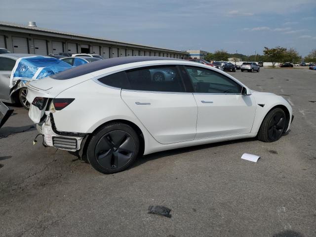  TESLA MODEL 3 2018 Biały