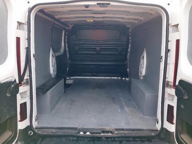 2016 RENAULT TRAFIC SL27 SPORT NAV ENG 