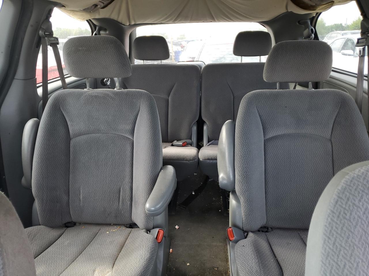 2004 Chrysler Town & Country Touring VIN: 2C4GP54L74R577129 Lot: 70805495