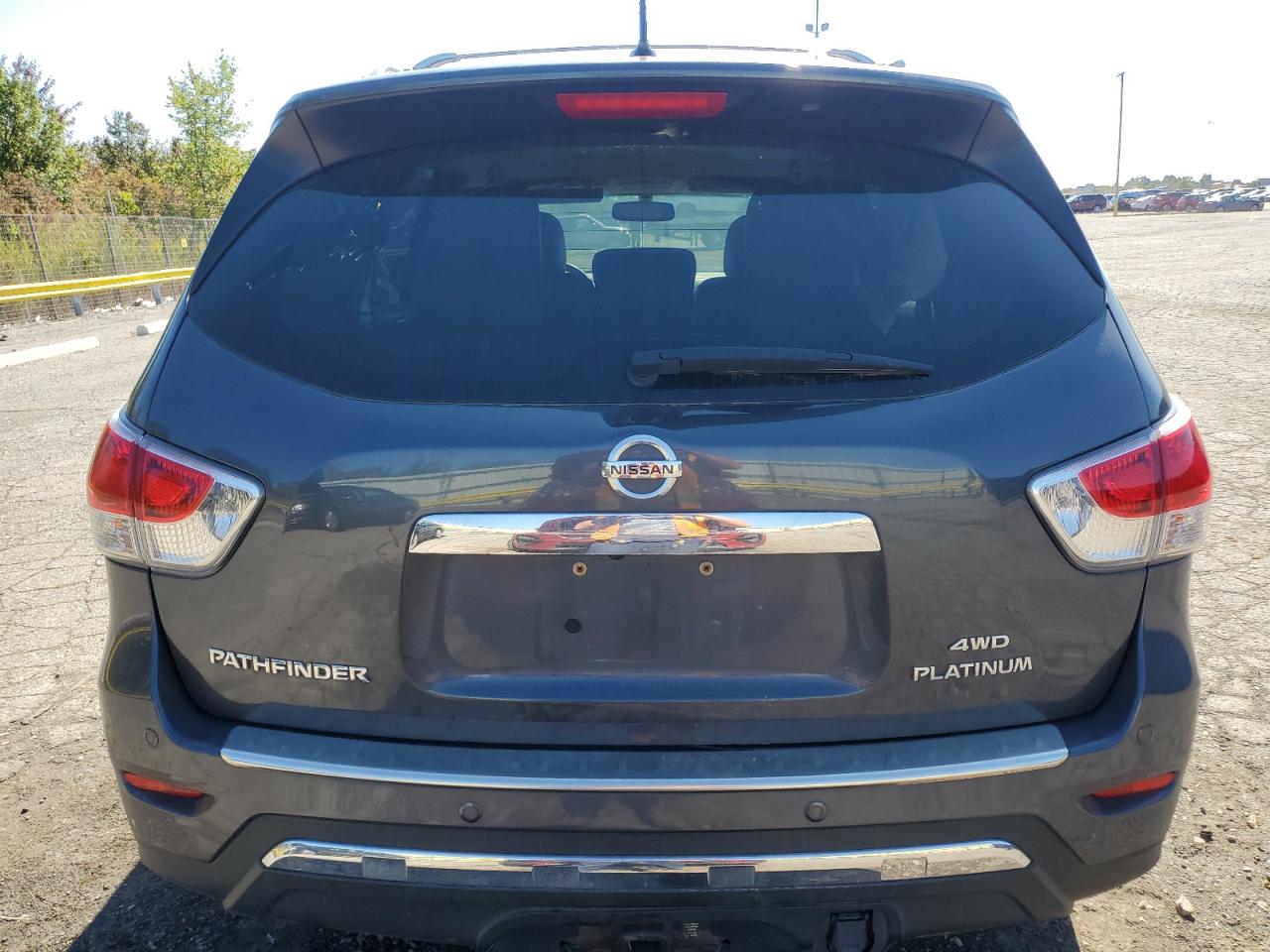 2014 Nissan Pathfinder S VIN: 5N1AR2MM3EC646900 Lot: 84413105