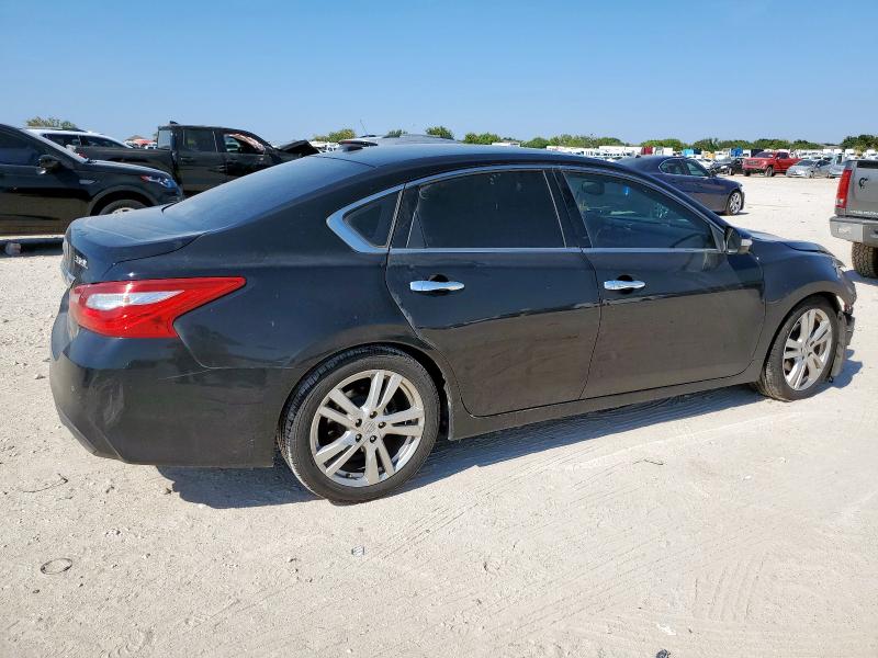  NISSAN ALTIMA 2017 Черный