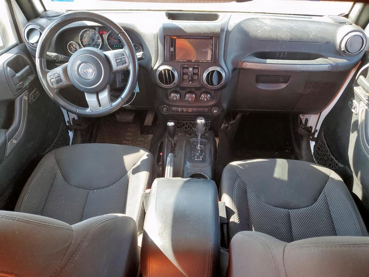 2016 Jeep Wrangler Unlimited Sport VIN: 1C4BJWDG1GL114940 Lot: 71748375