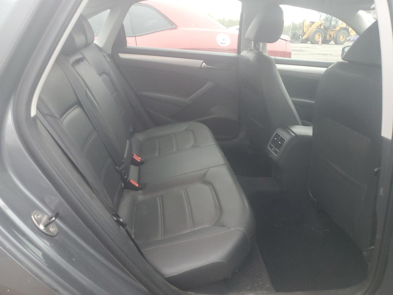 2013 Volkswagen Passat Se VIN: 1VWBH7A33DC127121 Lot: 81652825