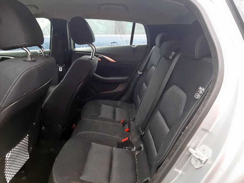 2017 INFINITI Q30 BUSINESS EXECUTIVE D 