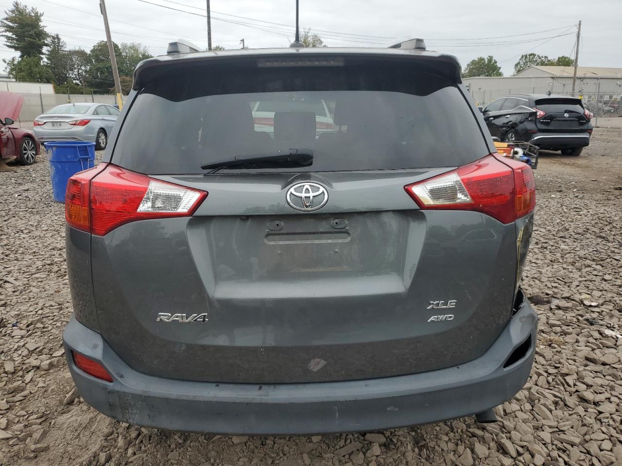 2015 Toyota Rav4 Xle VIN: JTMRFREV4FD136535 Lot: 81182805
