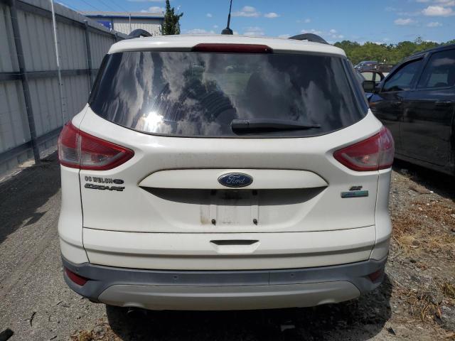  FORD ESCAPE 2016 Белы