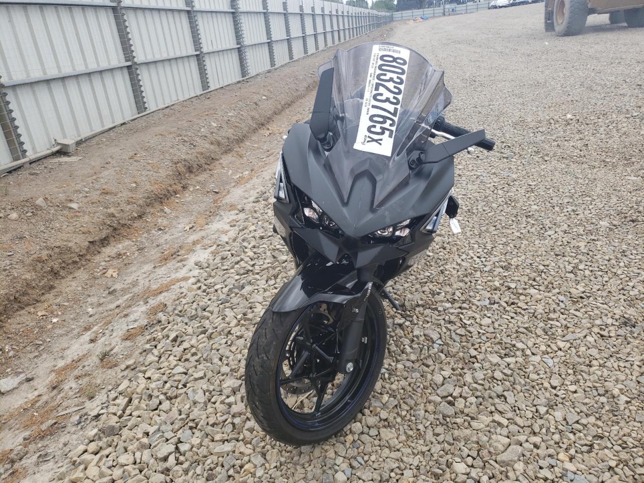 2025 Kawasaki Ex500 A two_colors null gas ML5EXGJ15SDA61094 photo #3