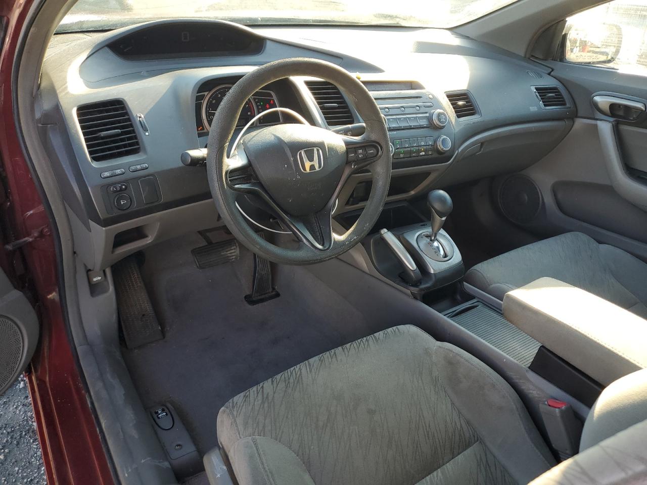 2007 Honda Civic Lx VIN: 2HGFG12607H570956 Lot: 80660595