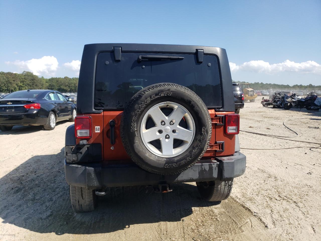 2014 Jeep Wrangler Unlimited Sport VIN: 1C4BJWDG1EL264415 Lot: 71559305